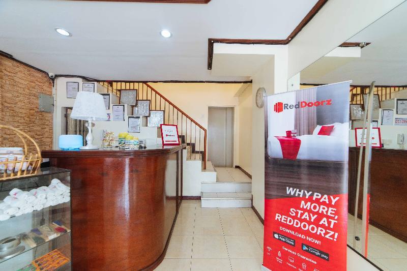 Reddoorz @ Davao Hub General Luna Luaran gambar